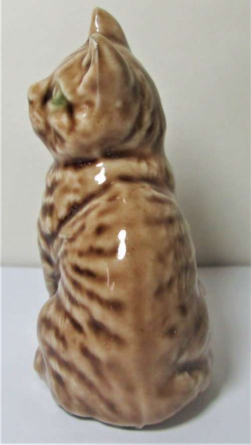 Tabby Cat 1974 to 1981 The Wade Cat and Puppie Dishes