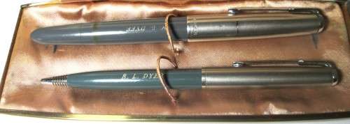 PARKER 51 AEROMETRIC FOUNTAIN PEN AND PENCIL SET (1948) - RAKA/2