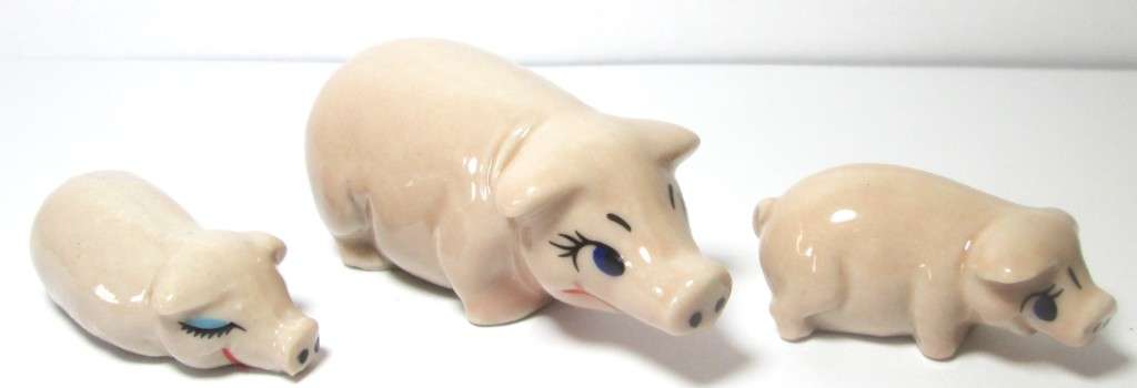 Pig Family 1984 to 1987 from the Wade Happy Families Collection