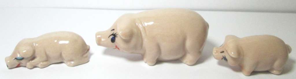 Pig Family 1984 to 1987 from the Wade Happy Families Collection