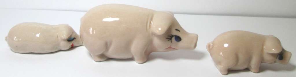 Pig Family 1984 to 1987 from the Wade Happy Families Collection