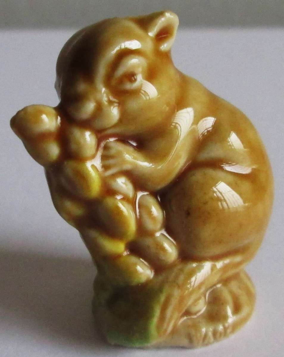 1974 Fieldmouse Wade English Whimsies