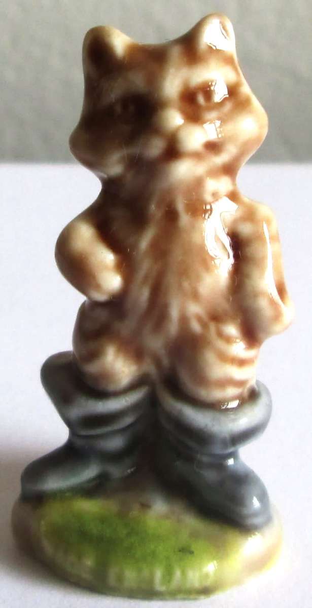 1970 Puss in Boots Wade Nursery Rhyme Model