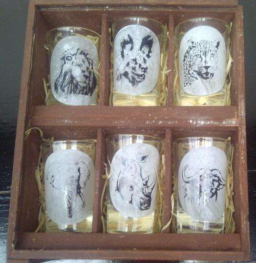 AFRICAN BIG 5 SHOT GLASSES IN WOODEN BOX