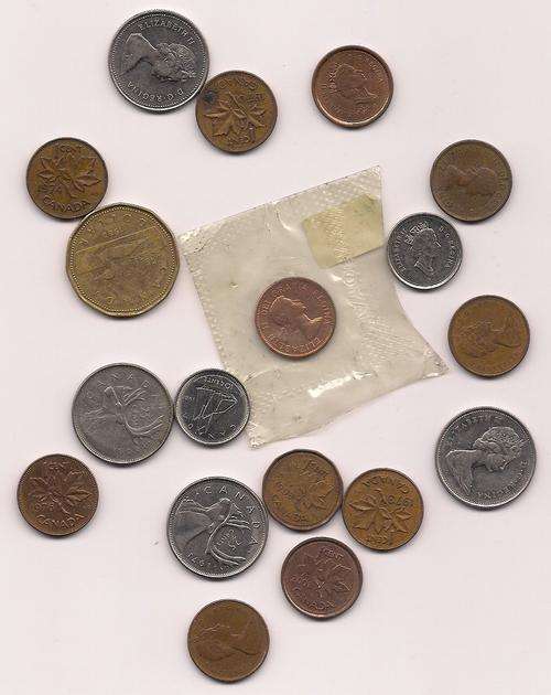 LOT WITH SOME CANADIAN COINS