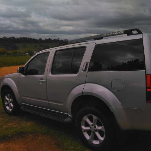 Bargain!!! Nissan Pathfinder - 4.0L V6 LE 4x4 Automatic ~ Fullhouse!!