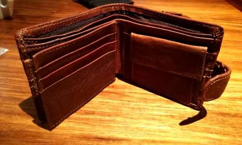 100% Branded ~ Genuine Leather Wallets for Men at Bargain Prices!!! Fantastic Quality!!!