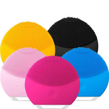 FOREO LUNA MINI 2 FACIAL CLEANSING BRUSH, GENTLE EXFOLIATION AND SONIC CLEANSING