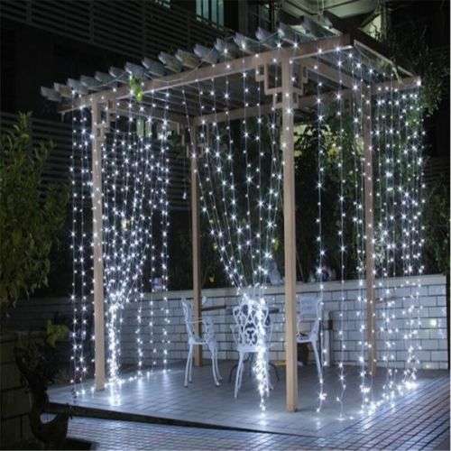 80 LED WHITE OUTDOOR CURTAIN LIGHT, 3M X 0.5M & CONNECTABLE