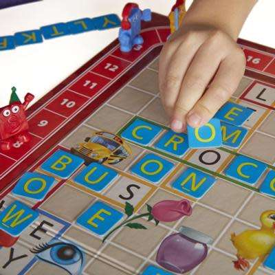 SCRABBLE JUNIOR  DOUBLE SIDED BOARD GAME