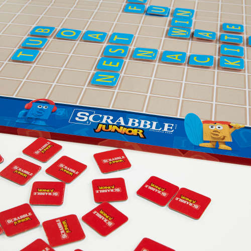 SCRABBLE JUNIOR  DOUBLE SIDED BOARD GAME