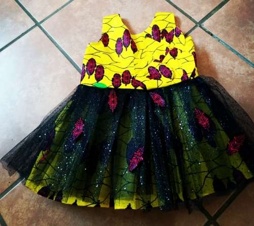 SHANIQUA CLOTHING KIDS DRESSES!!!!