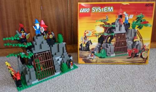 Lego Castle Set 6076 Dragon`s Den