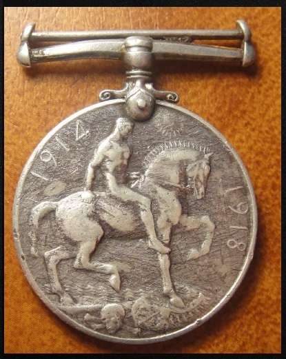 Crazy R1 Start! Silver First World War Medal to Private J Augustus 1st CC