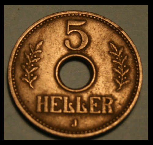 Crazy R1 Start! 1913 5-Heller of German East Africa (Mintmark J)