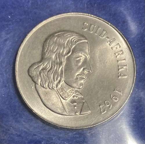 1967 UNC Afrikaanse Fifty cent - scarce - only 51814 minted  UNC CV R150