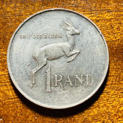 1966 (ENGLISH) ONE RAND SILVER SOUTH AFRICA  COIN 80% SILVER
