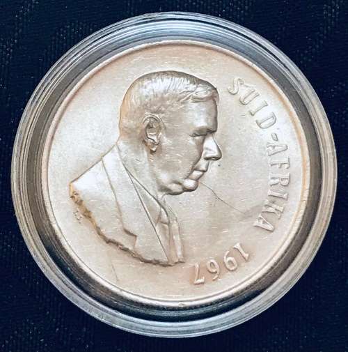 1967 ONE RAND (SILVER R1) SOUTH AFRICA (AFRIKAANS) UNC FULL DETAIL IN CAPTULE