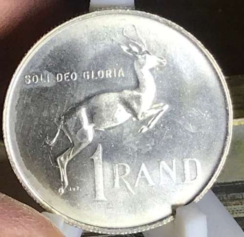 1967 ONE RAND (SILVER R1) SOUTH AFRICA (AFRIKAANS) UNC FULL DETAIL IN CAPTULE