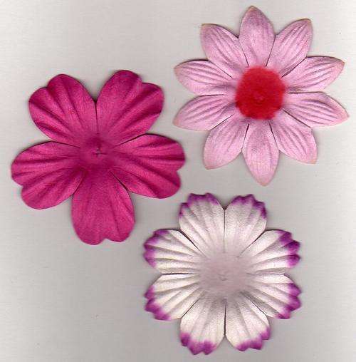 Set of 50 Mixed Pink Paper Flowers