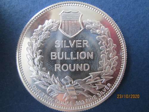 ( LOW START )    AMERICAN LAUREL WREATH   1oz...999.9%....PURE SOLID SILVER