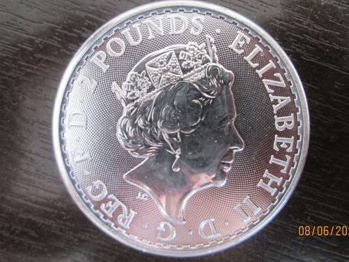 ( LOW START )   2021  1oz  PURE SOLID SILVER     BRITANNIA .....BID PER COIN