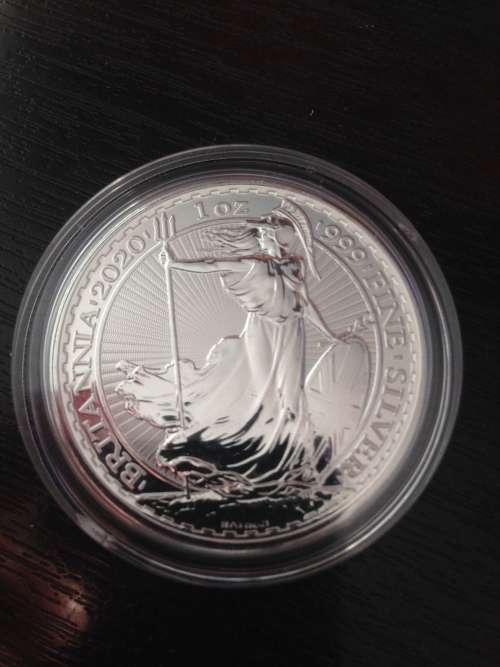 2020   1oz  THE BRITISH  BRITANNIA    999.9%  PURE SOLID SILVER COIN