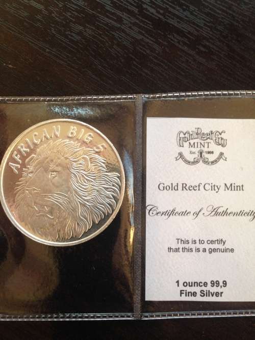 #  BIG 5  LION   #   1oz  999.9%  #   PURE SOLID SILVER  ROUND    CERTIFIED