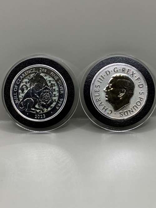 (  TWO OUNCE  )   BULL OF CLARENCE - TUDOR BEAST - KING CHARLES EFFIGY   PURE SILVER
