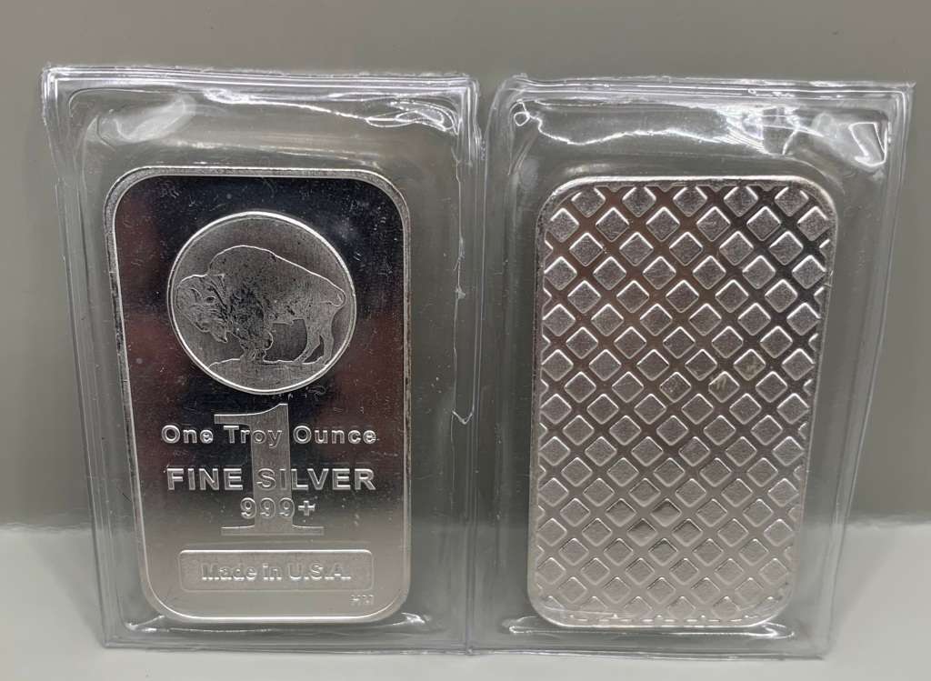 RECTANGULAR     BUFFALO  BAR     1oz   999.9%    PURE SILVER   SEALED