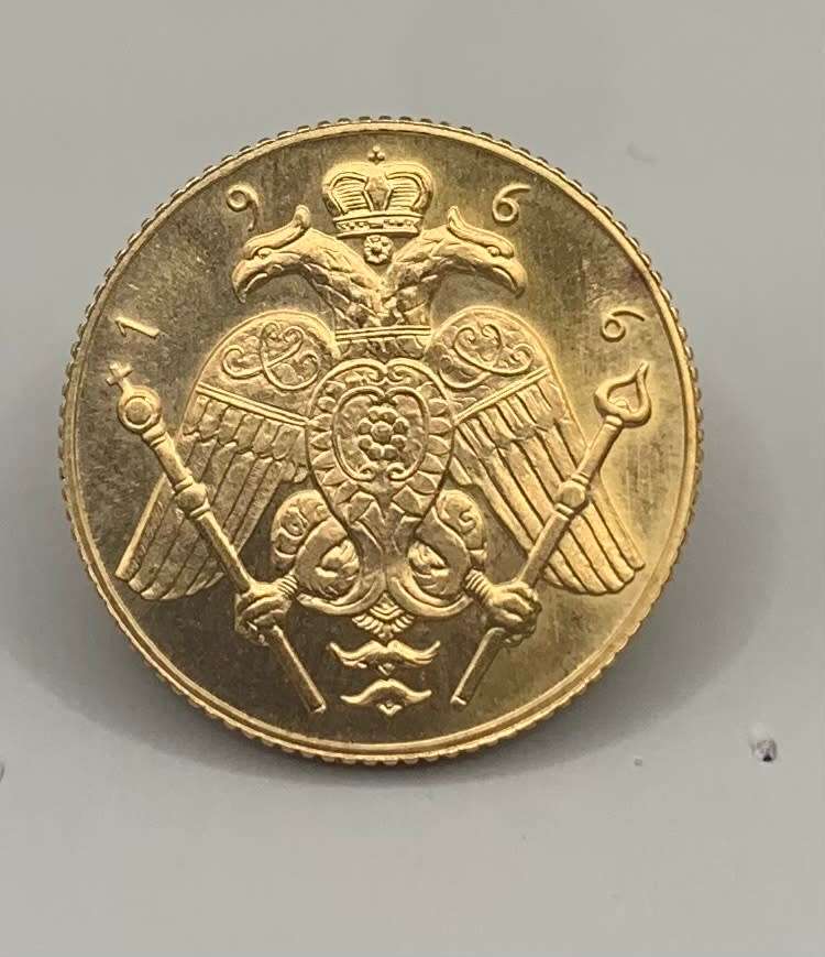 (  UNUSUAL )  RARE  1966  GOLD SOVEREIGN  MAKARIOS 111  ARCHBISHOP OF CYPRUS