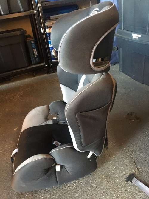 Bambino Car Seat (up to age 7)