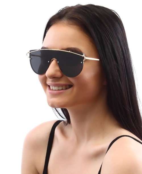 Sunglasses Seduction