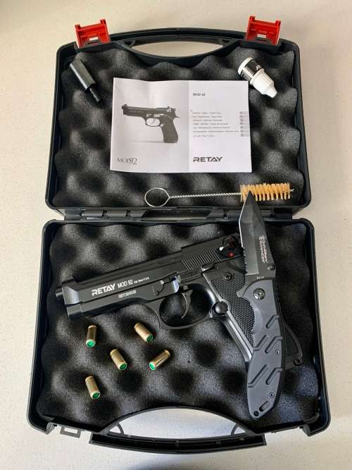 Mod92 blank gun combo (incl 10 blank bullets,smithandWesson knife and holster)