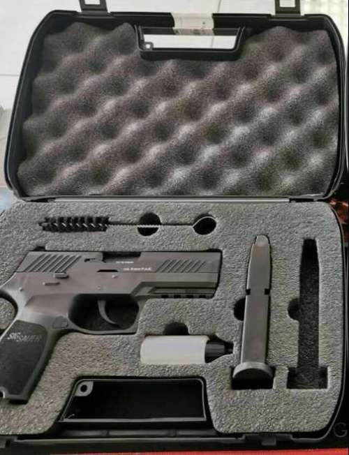 SIG SAUER P320 BLANK GUN