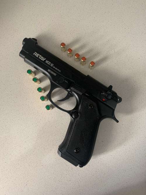 Combo Retay Mod92 9mm Blank Gun (include 5 blank ,5 pepper cartridges and holster)