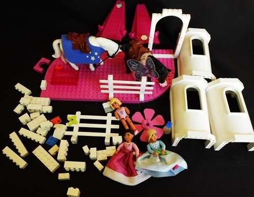 Lego Castle with horses and Polly Pocket like princesses