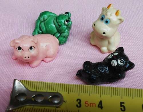 collectable small animal figures for printers tray