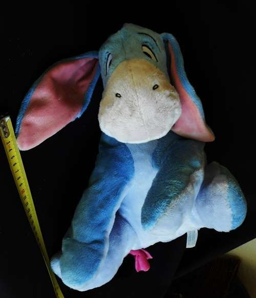 Big floppy soft Eeyore soft toy in like new condition