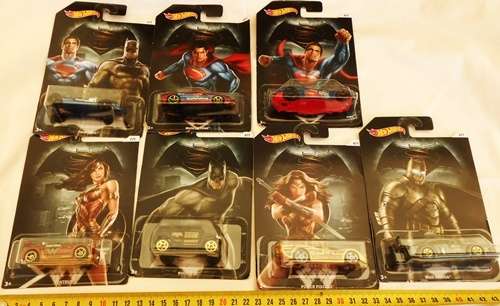 Hot Wheels Batman vs Superman Deco Car 7 cars complete set 1-7 new in packet