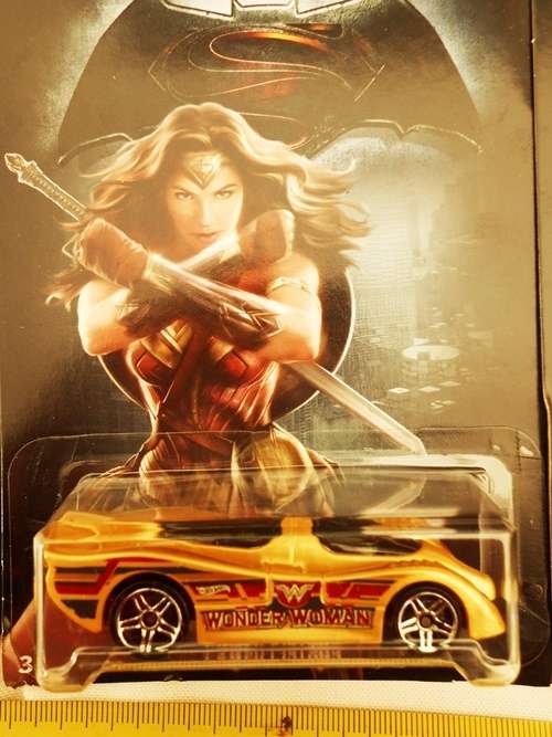 Hot Wheels Batman vs Superman Deco Car 7 cars complete set 1-7 new in packet