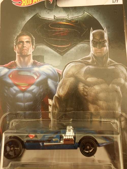 Hot Wheels Batman vs Superman Deco Car 7 cars complete set 1-7 new in packet