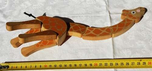 Melissa and Doug twist and change wooden giraffe toy