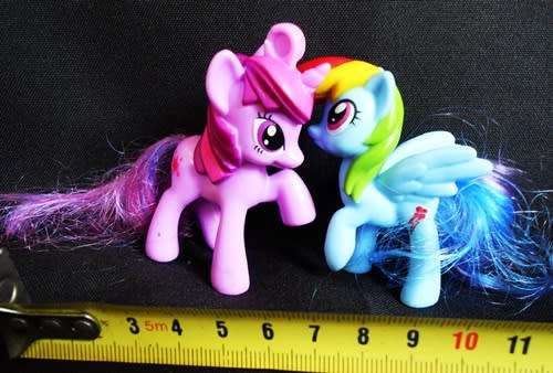 my little pony  two small  ponies made for McDonalds