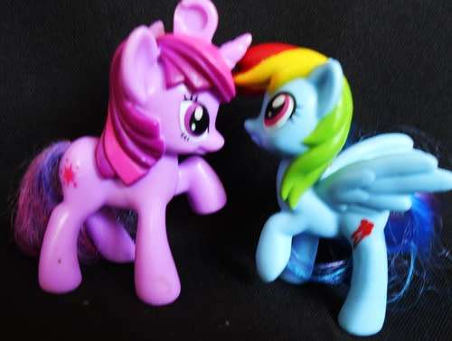 my little pony  two small  ponies made for McDonalds