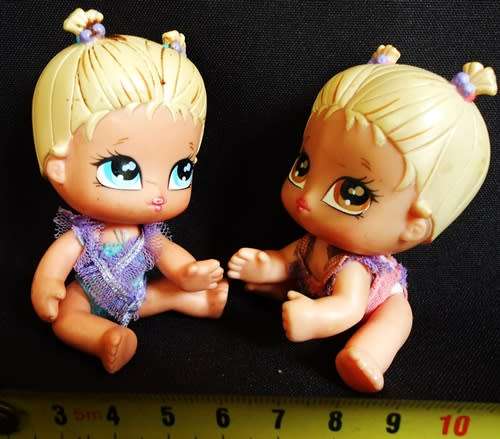 Bratz dolls two mini babyz in original swimsuits