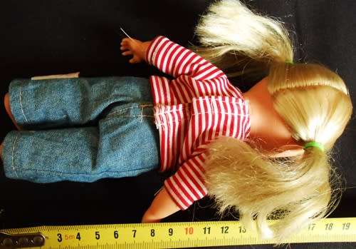 Simba doll Madeleine 20 cm marked STHK 103 original clothes Price reduced