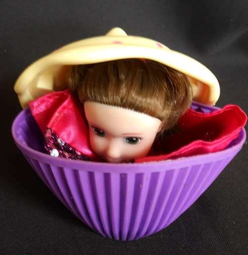 Emco Doll Cupcake Surprise