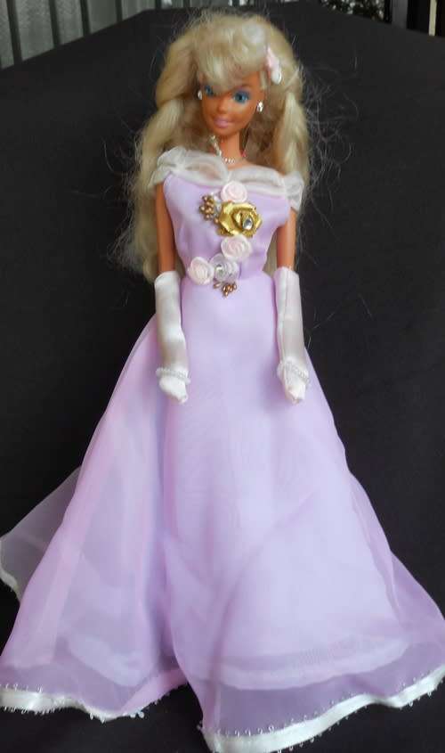 vintage collectable Superstar Barbie HEAD MOLD1976 BODY MOLD 1966