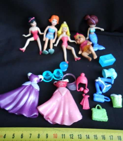 Collectable Polly Pocket dolls with accessories relisted because of non payment